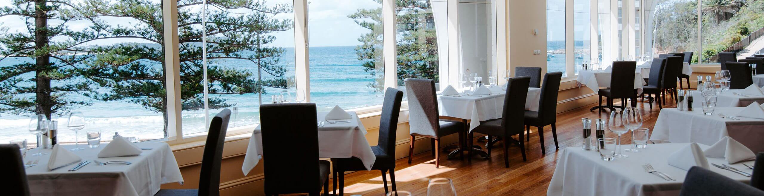 dining room overlooking ocean