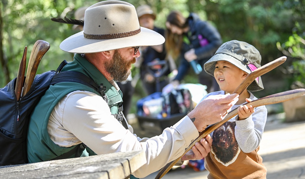 Brisbane Water Aboriginal cultural tour